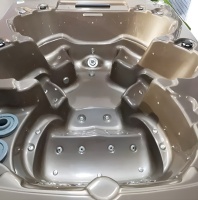 Гидромассажный спа-бассейн Bigeer Понте BG-8866 Гидромассажный спа-бассейн Bigeer Понте BG-8866