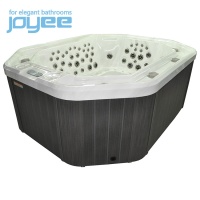 Переливной СПА бассейн Joyee SPA Dubai Переливной СПА бассейн Joyee SPA Dubai