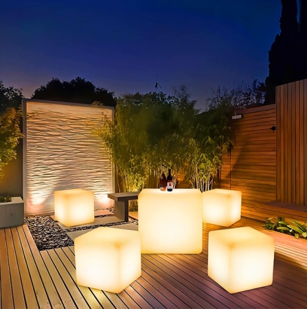 Светильник Куб 15 с питанием от АКБ, RGB Светильник Куб 15 с питанием от АКБ, RGB